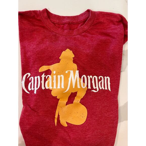 Captain Morgan Men's Heathered Red T-Shirt Size L EUC - Picture 2 of 4